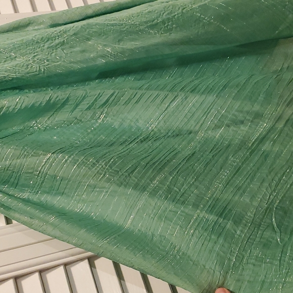 Dress - Pale Green With Silver Stripes, Ties at Waist, Kerchief Hem - Size 10 - Picture 4 of 7